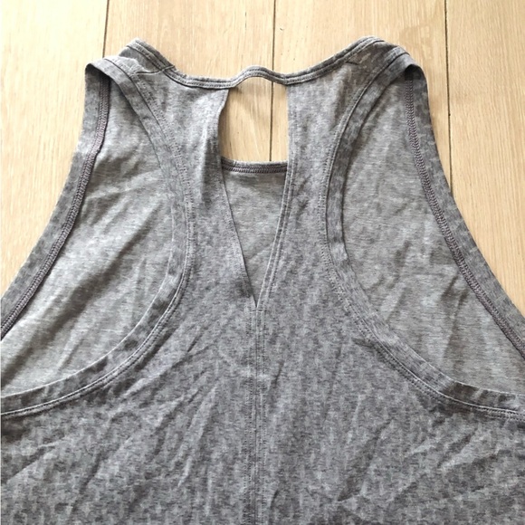 Patagonia Cutout Racerback Tank Top in Gray Size S - Picture 4 of 10